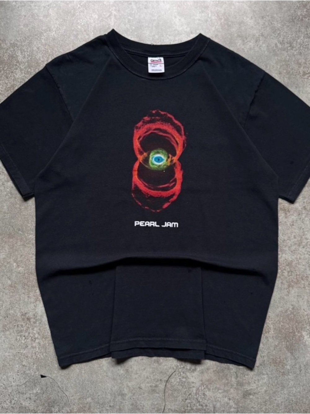 Vintage 2000s Y2K Pearl Jam Binaural Concert Tour Tee